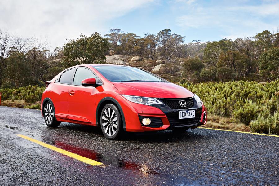  Honda Civic Hatchback 2015 года  (AU) (фото 1 из 15)
